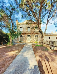 Maison à Monòver. Finca histórica en venta  monovar, alicante
