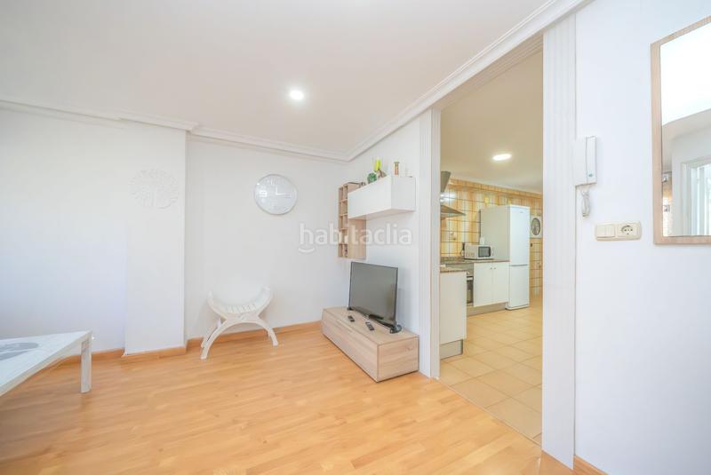 Foto 0cd00fbd-29e6-4404-b1ce-7cab8c904033. Appartement dans Campoamor Alicante