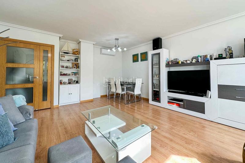 Foto 139a3867-c8ca-4969-9bf0-ea498be988ba. Pis amb calefacció a Los Hueros Villalbilla