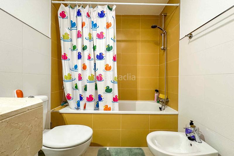 Foto a5b7bb96-4bb2-41b5-8d38-6f272e58382f. Pis amb calefacció a Los Hueros Villalbilla