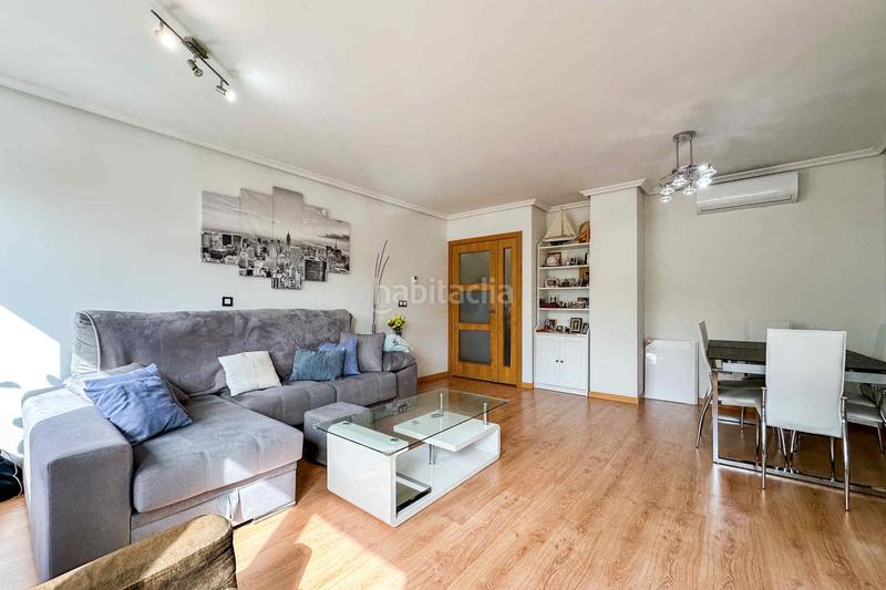 Foto bbb218bf-52bc-43b6-8416-5c988f68dcd4. Pis amb calefacció a Los Hueros Villalbilla