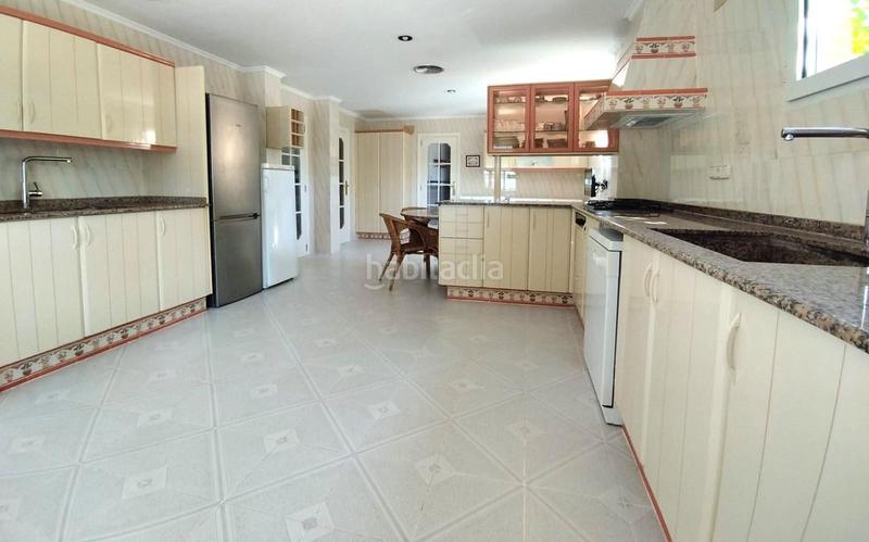 Foto d67c100a-bebc-4155-ac8a-5596755f37f3. House with heating pool in La Conarda-Montesano Bétera