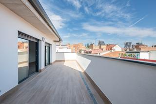 Àtic a Valdeacederas. Ático en venta  valdeacederas