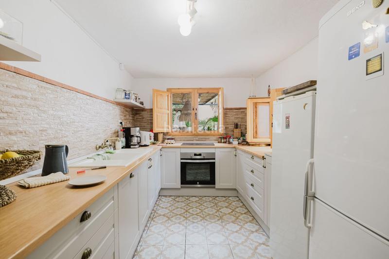 Foto 2c78c553-db86-4c1e-bfd3-e74307129a76. Haus mit heizung pool in Coín