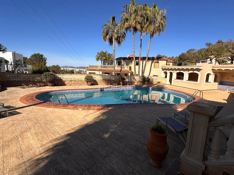 Foto f11ac89a-4ce4-4297-aa58-262a6db23fbe. Affitto casa con piscina in Cap Martinet Santa Eulària