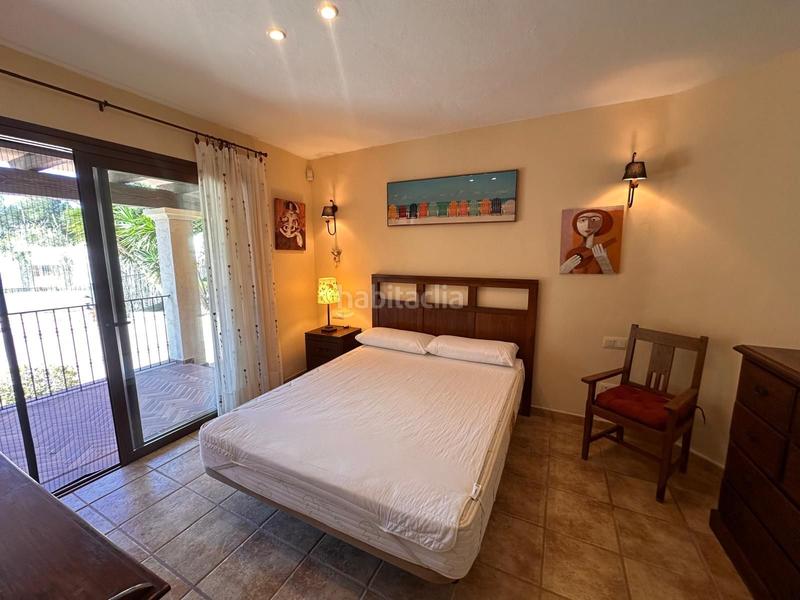 Foto 8d6102b6-b6aa-4b87-bc7f-fff45d424bfb. Rent house with pool in Cap Martinet Santa Eulària