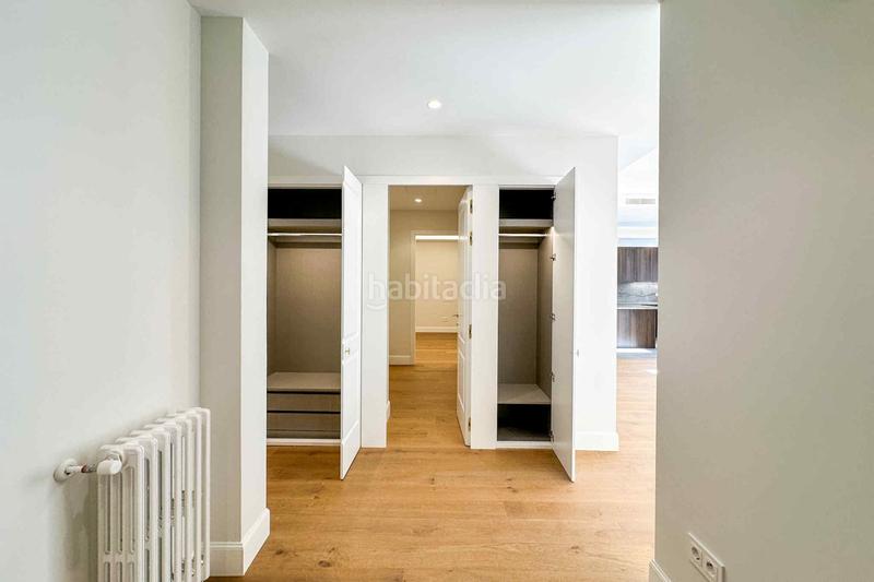 Foto f8563338-95fd-4092-9071-df84e79de39e. Alquiler piso  en alquiler argelles en Argüelles Madrid