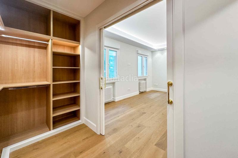 Foto bdd75a1a-bd16-4808-9b2b-75ca06cad8c4. Location appartement avec chauffage dans Argüelles Madrid