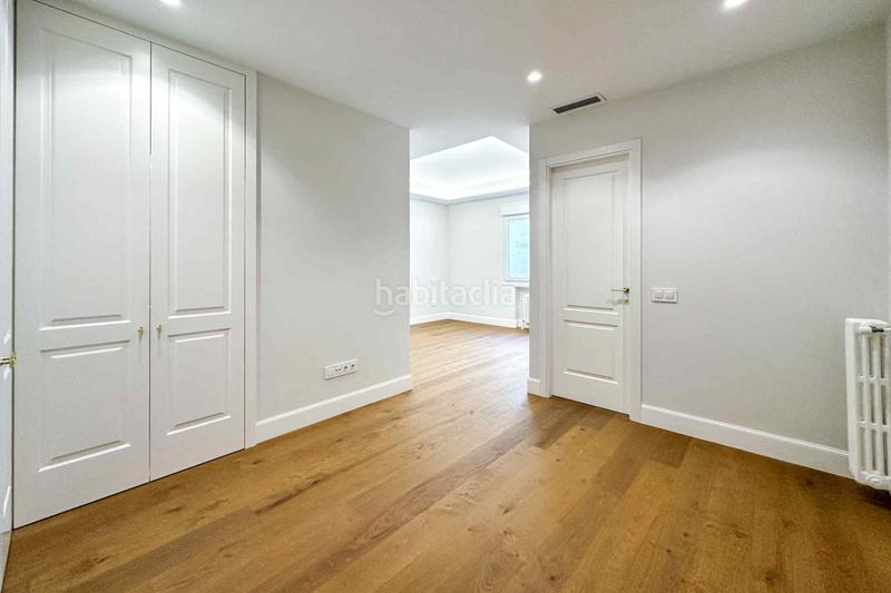 Foto cc21519f-5840-419a-9580-52e932572212. Location appartement avec chauffage dans Argüelles Madrid