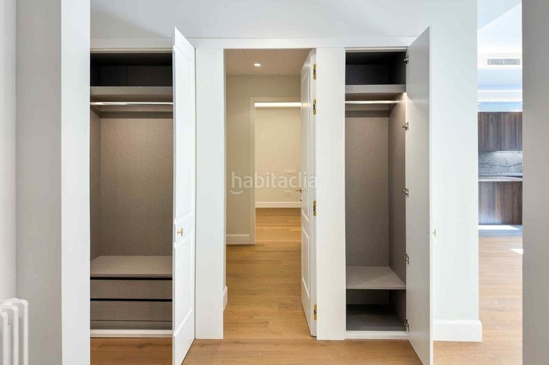 Foto f0cd72fc-86c8-4b5c-aeee-d4116081bdd3. Rent flat with heating in Argüelles Madrid