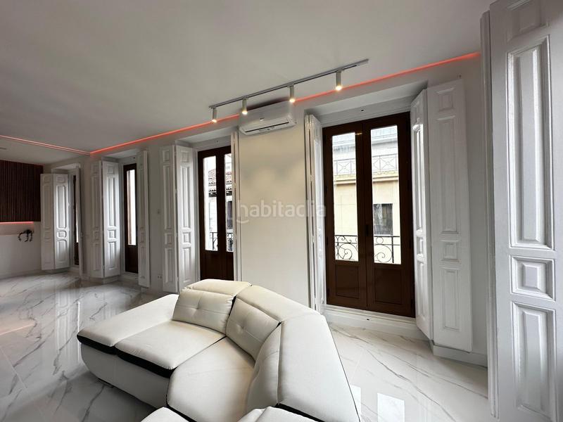 Foto d20d3f60-b673-438c-98c5-c4f3c3ab2dfe. Etagenwohnung in Sol Madrid