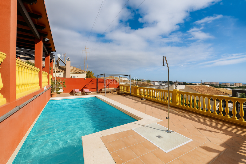 Foto 14b3c605-0278-4247-ad96-cd597203a504. Casa  en venta costa málaga en Urbanización Santa Rosa Torrox