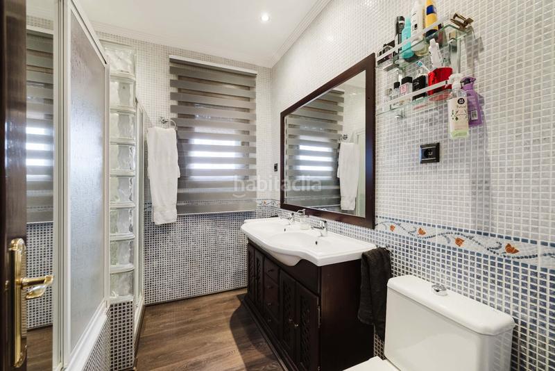 Foto 23e3d100-5a45-4a2a-b127-6123cae747d1. Casa  en venta costa málaga en Urbanización Santa Rosa Torrox