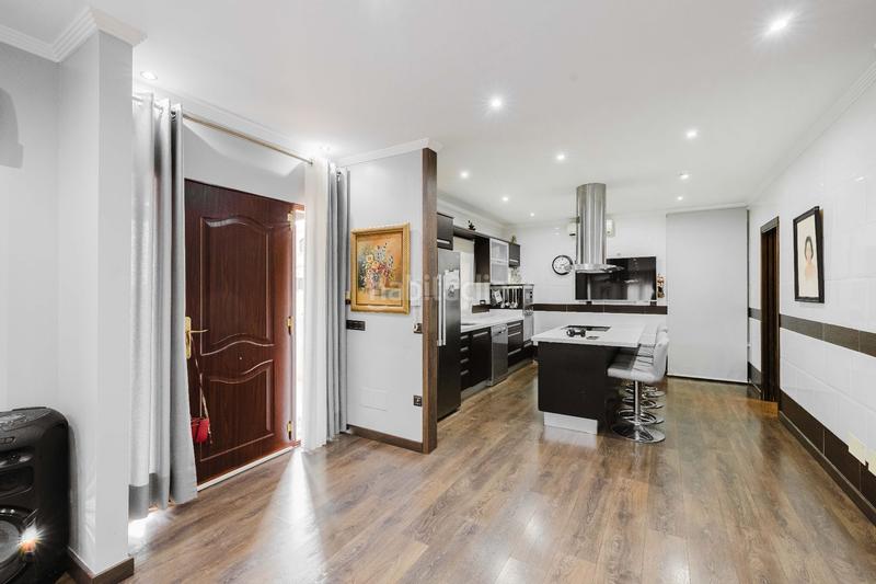 Foto 5869b478-2f0f-486a-9eb2-6aa1fd3b8ba6. Casa  en venta costa málaga en Urbanización Santa Rosa Torrox