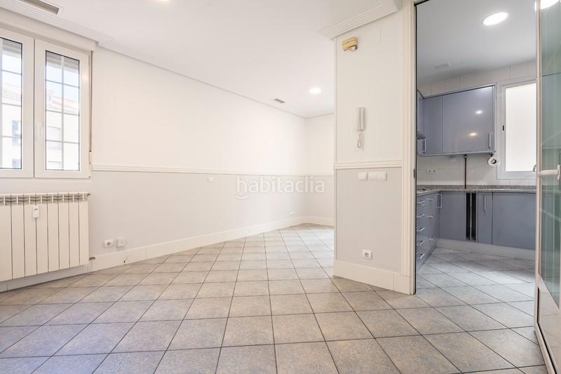 Foto e425c69a-6a33-4466-8ab5-58f79559f393. Miete etagenwohnung mit heizung in Recoletos Madrid