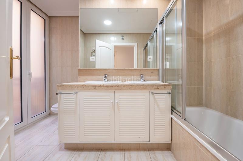 Foto 7026afc1-85eb-495a-aee0-8d35166a4b18. Rent flat with heating in Recoletos Madrid