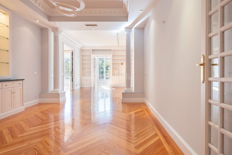 Foto d67fedf3-ecf3-4215-bfbb-04686563da71. Rent flat with heating in Recoletos Madrid