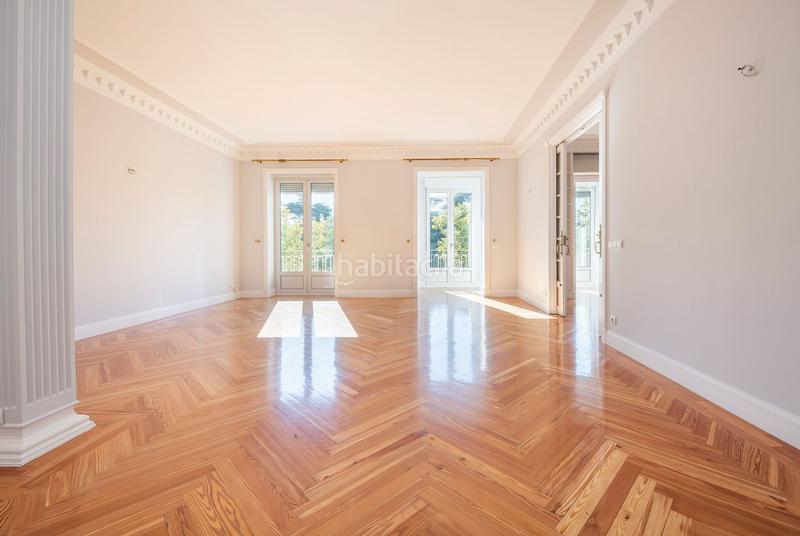 Foto ddb6c460-14f4-4340-b617-4dc66f53ce57. Rent flat with heating in Recoletos Madrid