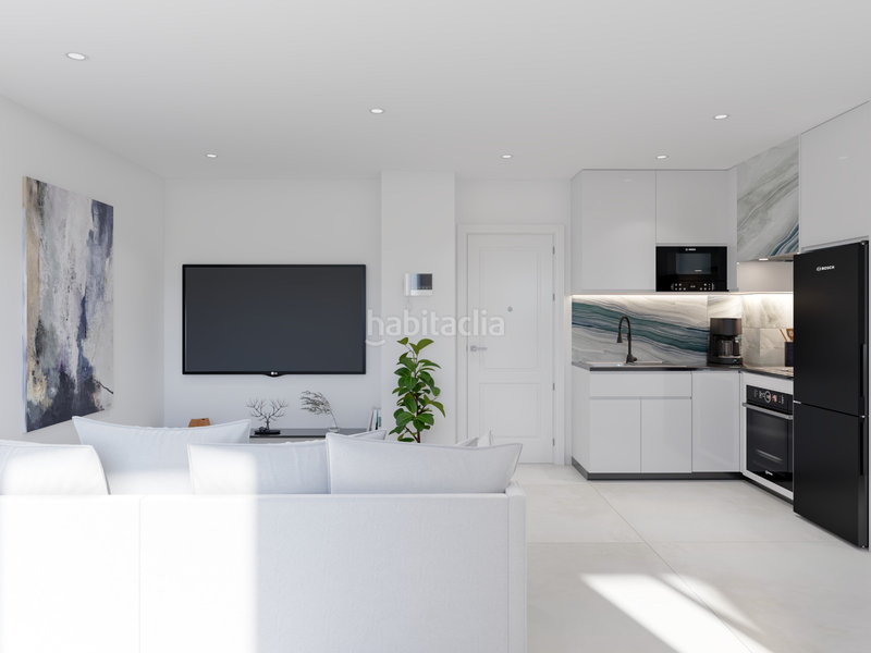 Foto a8aab5a8-bfba-415d-834f-ce164294d8a2. Attico con piscina in Centro Torre del Mar