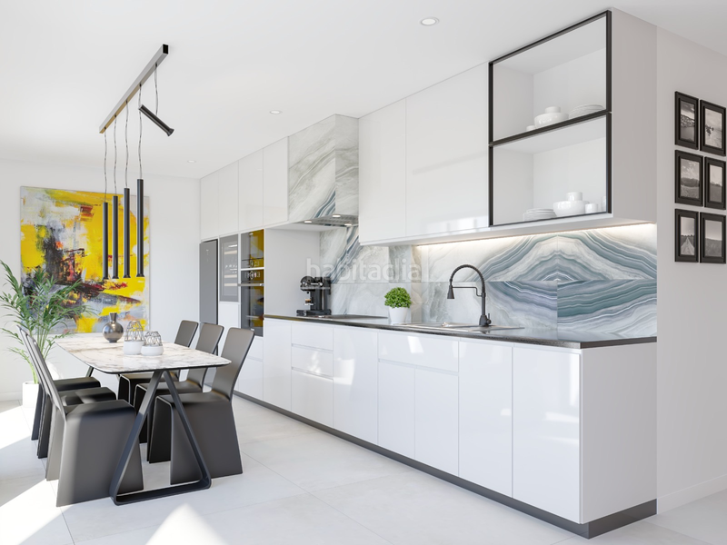 Foto b74102bb-1d73-4725-bb4f-db4d604e97a0. Attico con piscina in Centro Torre del Mar