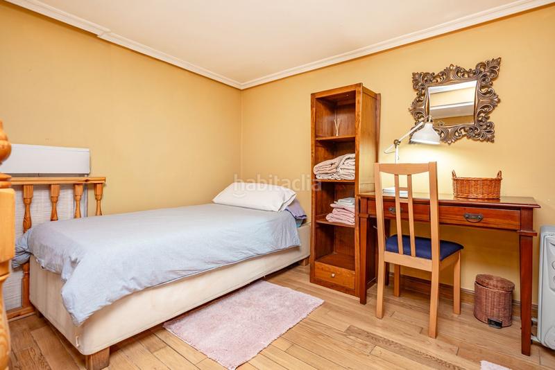 Foto 249e0cf3-08ac-4e3d-8051-71eb34307af7. Zweistöckige wohnung mit heizung in Fuente del Berro Madrid