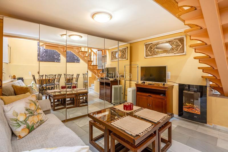 Foto 263b0f08-180b-41ee-a8b5-54c004840c74. Zweistöckige wohnung mit heizung in Fuente del Berro Madrid