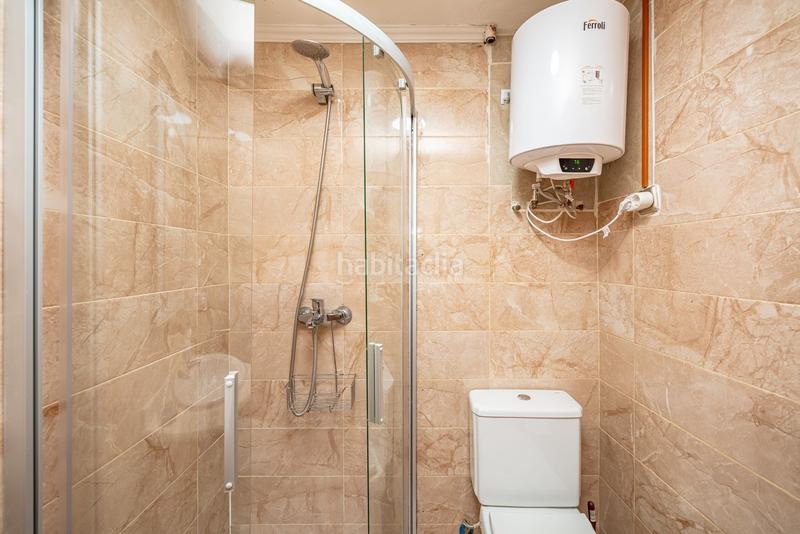 Foto 3b05d1e5-f3a6-436f-b8e6-5295499e7d8a. Zweistöckige wohnung mit heizung in Fuente del Berro Madrid