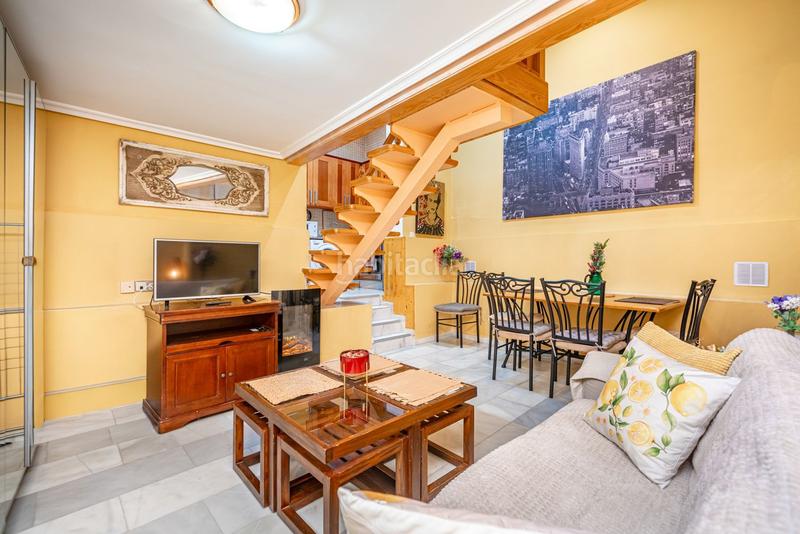 Foto 59873971-c20f-4e42-9f4f-e892fbcdbef0. Zweistöckige wohnung mit heizung in Fuente del Berro Madrid