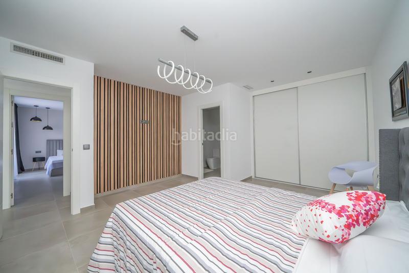 Foto 1c8e1c3c-9b94-4b19-bfcc-fb6cb0afeaab. Edifici a Centro - Muelle Pesquero Torrevieja