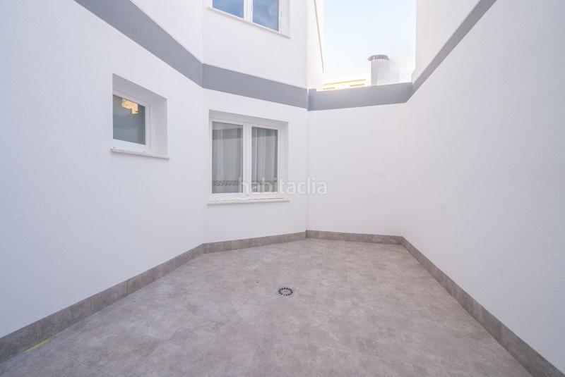 Foto 98955120-1ce4-4d97-bf5e-744d28c132f7. Edifici a Centro - Muelle Pesquero Torrevieja