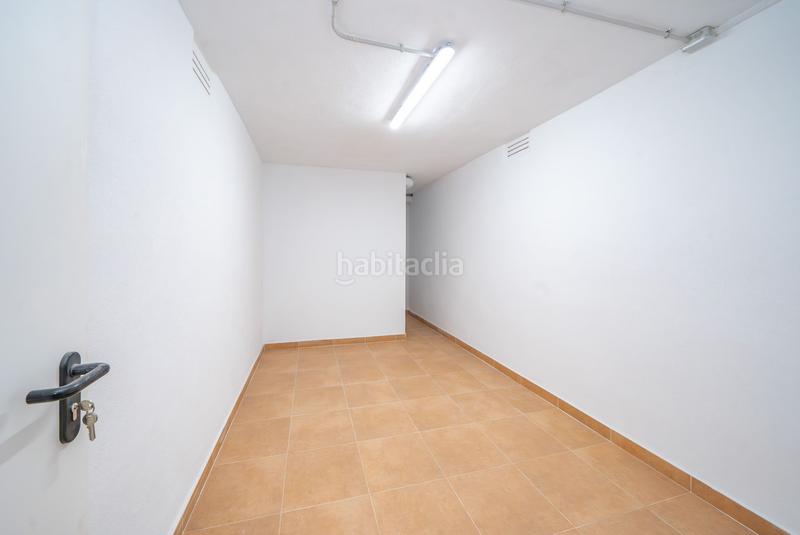 Foto a0cfdc49-1378-4c86-8c59-c24a6c72b932. Edifici a Centro - Muelle Pesquero Torrevieja