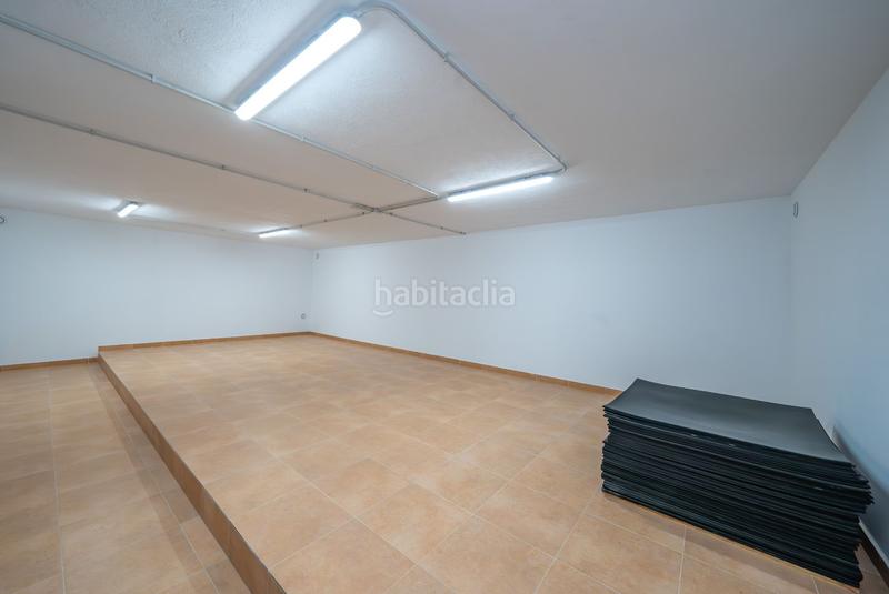 Foto cb8883a4-16bc-4b9d-bc37-f2a9047d3189. Edifici a Centro - Muelle Pesquero Torrevieja