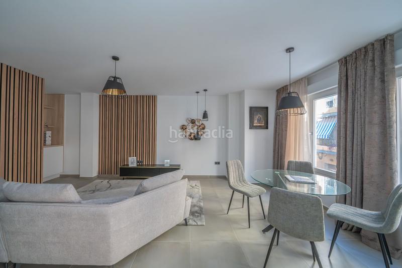 Foto ded67feb-1e46-419c-b33e-e22cb16c12f8. Edifici a Centro - Muelle Pesquero Torrevieja