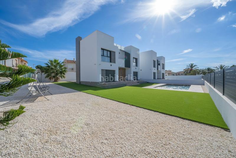 Foto 3a1003a5-a63b-467a-b7aa-1c4c8890f780. Xalet amb calefacció piscina a Aguas Nuevas Torrevieja