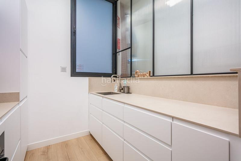 Foto 619469c3-d400-40d0-b16b-eab140b7b233. Etagenwohnung in Fuente del Berro Madrid