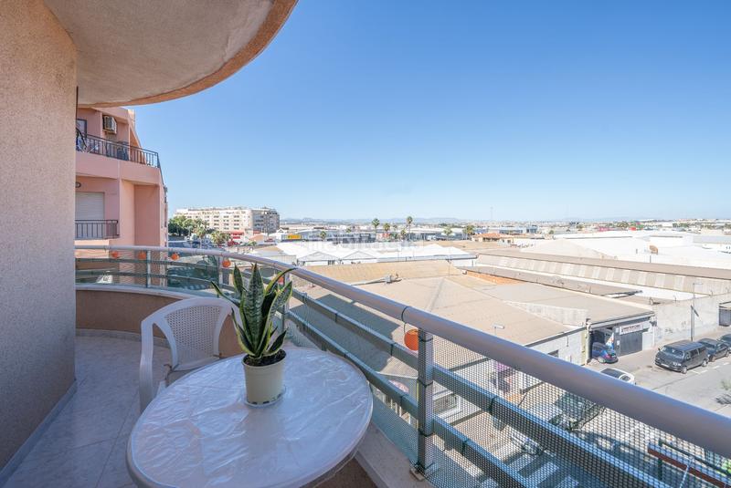 Foto d9ba8d08-ef6c-46c9-b5fa-fd4ed876db10. Apartamento piso en venta , alicante en nueva Torrevieja Torrevieja