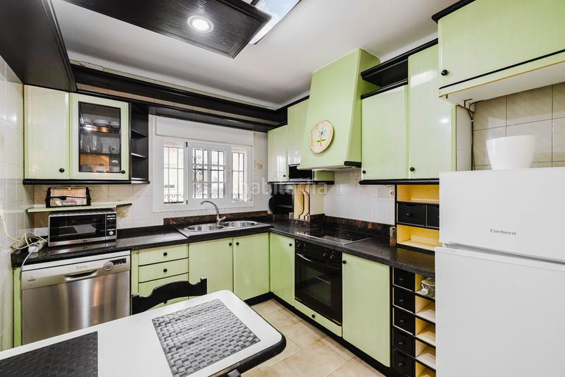 Foto 2ccedf0c-2dc6-4b42-bc5d-115c717fec27. Casa adossada a Urbanización Santa Rosa Torrox