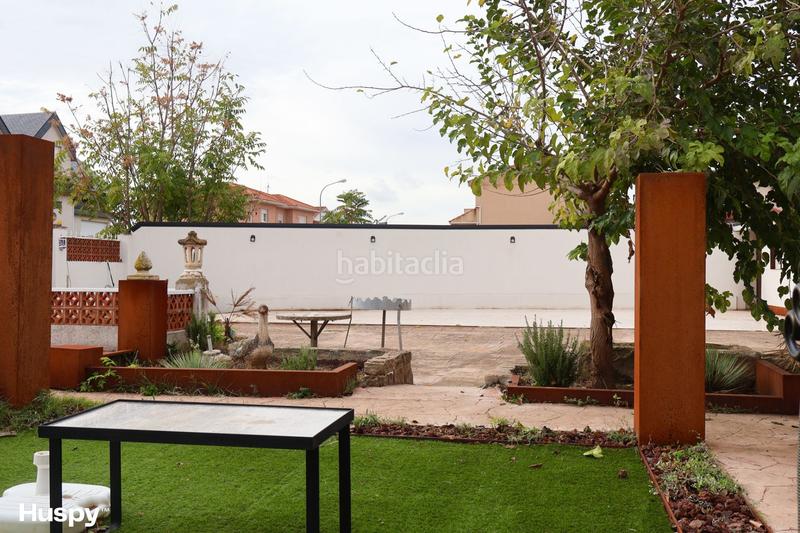 Foto 70ab22a0-0f8e-482f-a1ba-5fbb5e7033ce. Casa con piscina in Villarejo de Salvanés