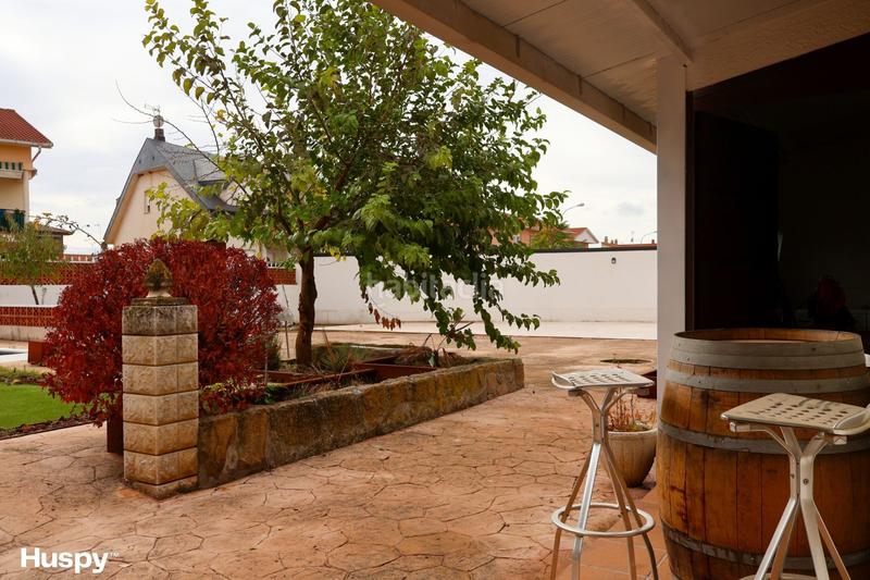 Foto cc136c99-eb63-4898-abdd-334883947ad6. Casa con piscina in Villarejo de Salvanés