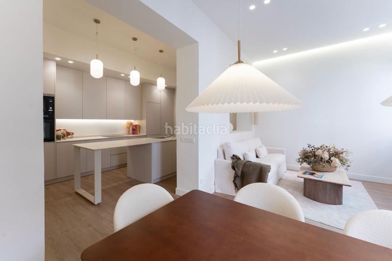 Foto 8f3fdbba-915c-4720-8835-0689728d5e83. Piso  en venta chamberí en Ríos Rosas-Nuevos Ministerios Madrid