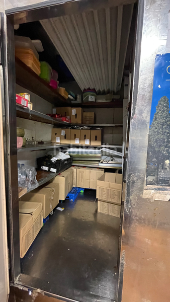 Foto 210ae381-fa0a-47bf-88c8-caab1bfb0037. Local commercial dans Centro Parla