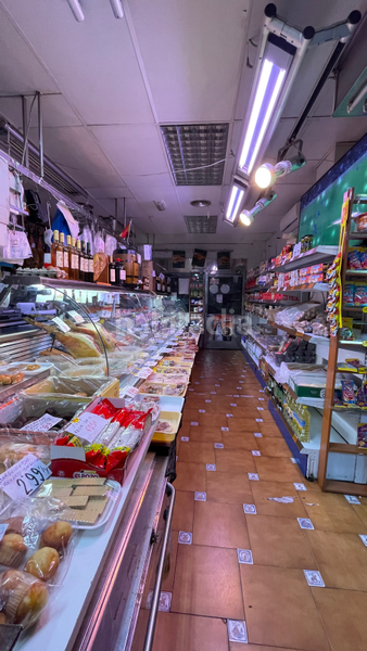 Foto e9462a60-51dd-47c2-8993-b72c2e295641. Local commercial dans Centro Parla