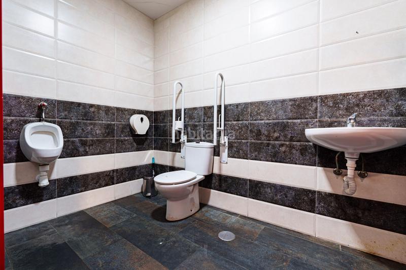 Foto c77a962c-fc36-4d96-8c46-4b14d1ef00ea. Bureau dans Arenas de San Juan