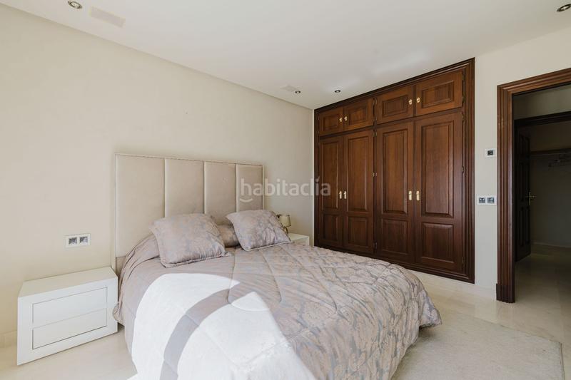 Foto f0e36f7a-2fb0-4c23-b98d-4f4fdc5402b0. Alquiler chalet villa de lujo en alquiler campo de golf flamingos, en Benahavís