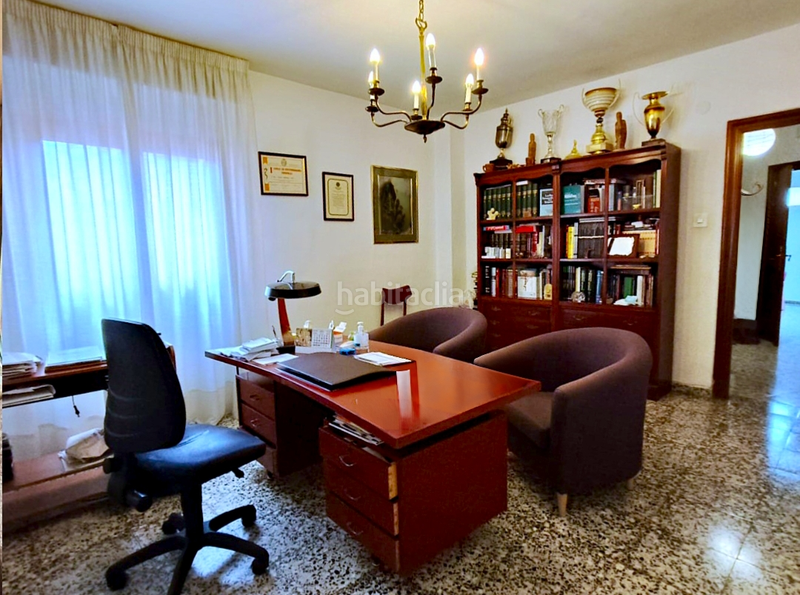 Foto a0fc5436-af04-4cee-a73c-36fc0c77963f. Appartamento in Plaza de Toros-Avenida Chapí-Trinquete Elda