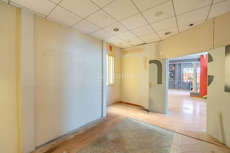 Foto 84beaaff-86a5-4275-adc1-0e21ed01bb5a. Locale commerciale in Ibiza Madrid