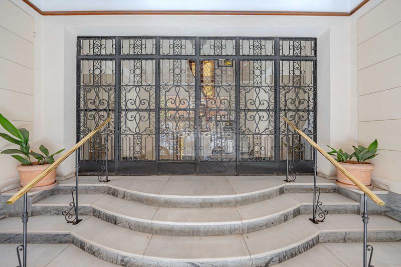 Foto c1f18e62-f49b-4af6-afb6-0fd175bf6223. Locale commerciale in Ibiza Madrid