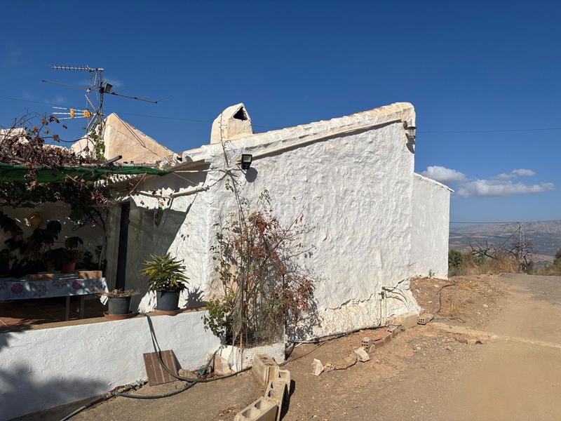 Foto 1be63626-4e09-47f9-aeaf-5981fcdeb462. Casale in Almogía