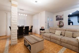 Casa a Altos de Jarama. Chalet independiente en venta  paracuellos de jarama