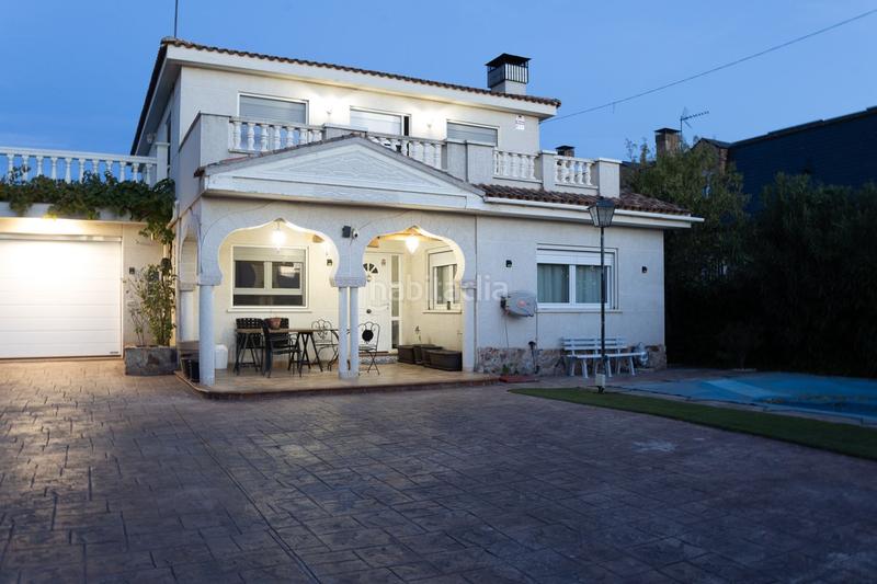 Foto f8549058-aee5-483a-8189-001014957a05. Maison avec piscine dans Altos de Jarama Paracuellos de Jarama